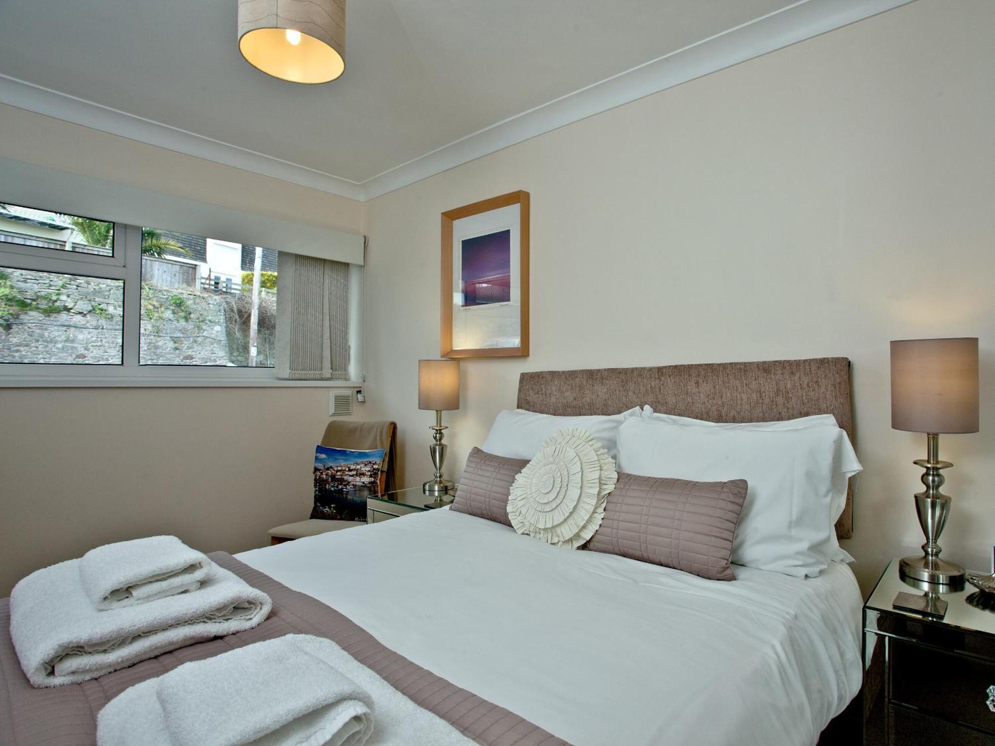 3 Linden Court