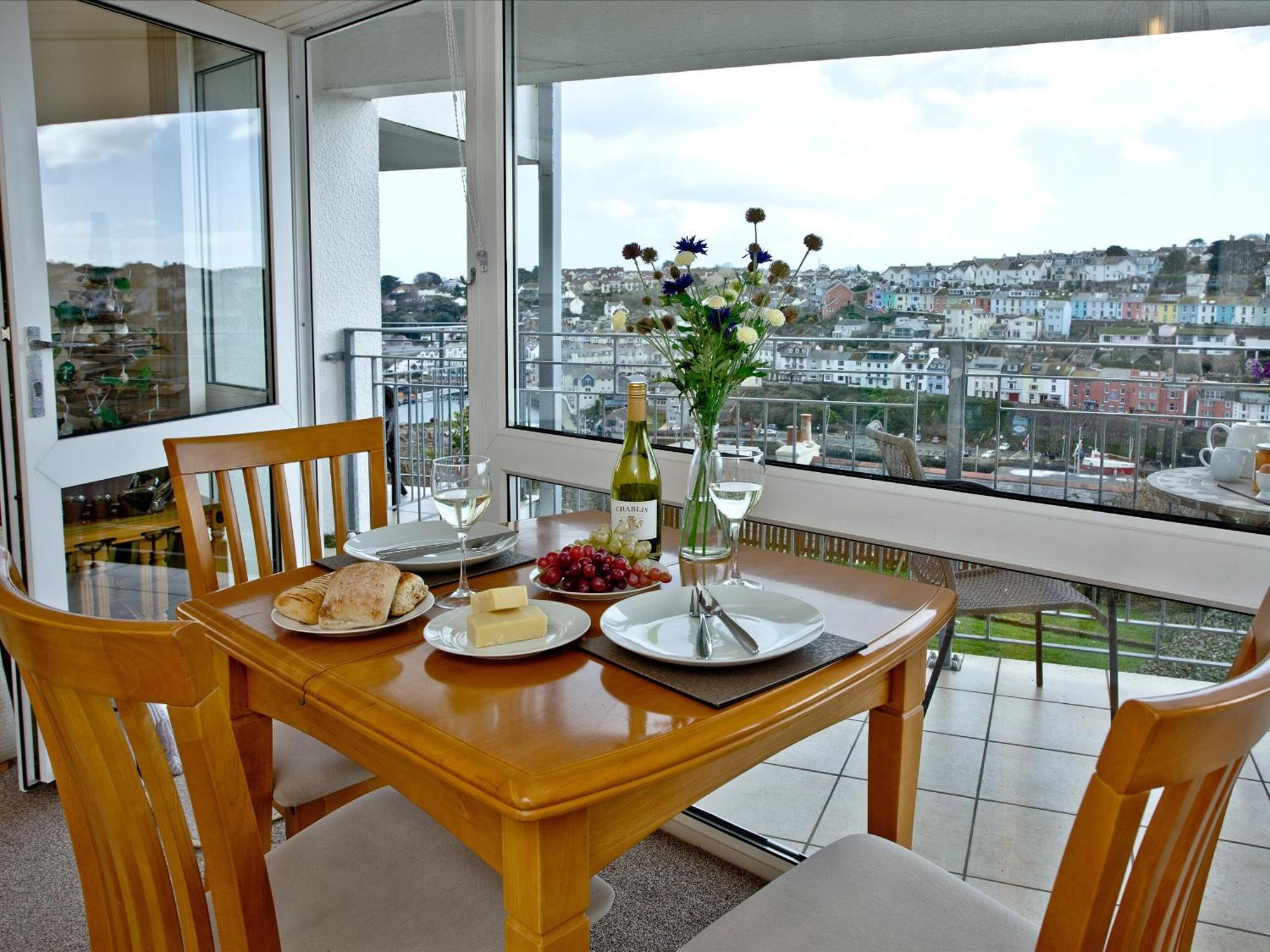 3 Linden Court Apartment